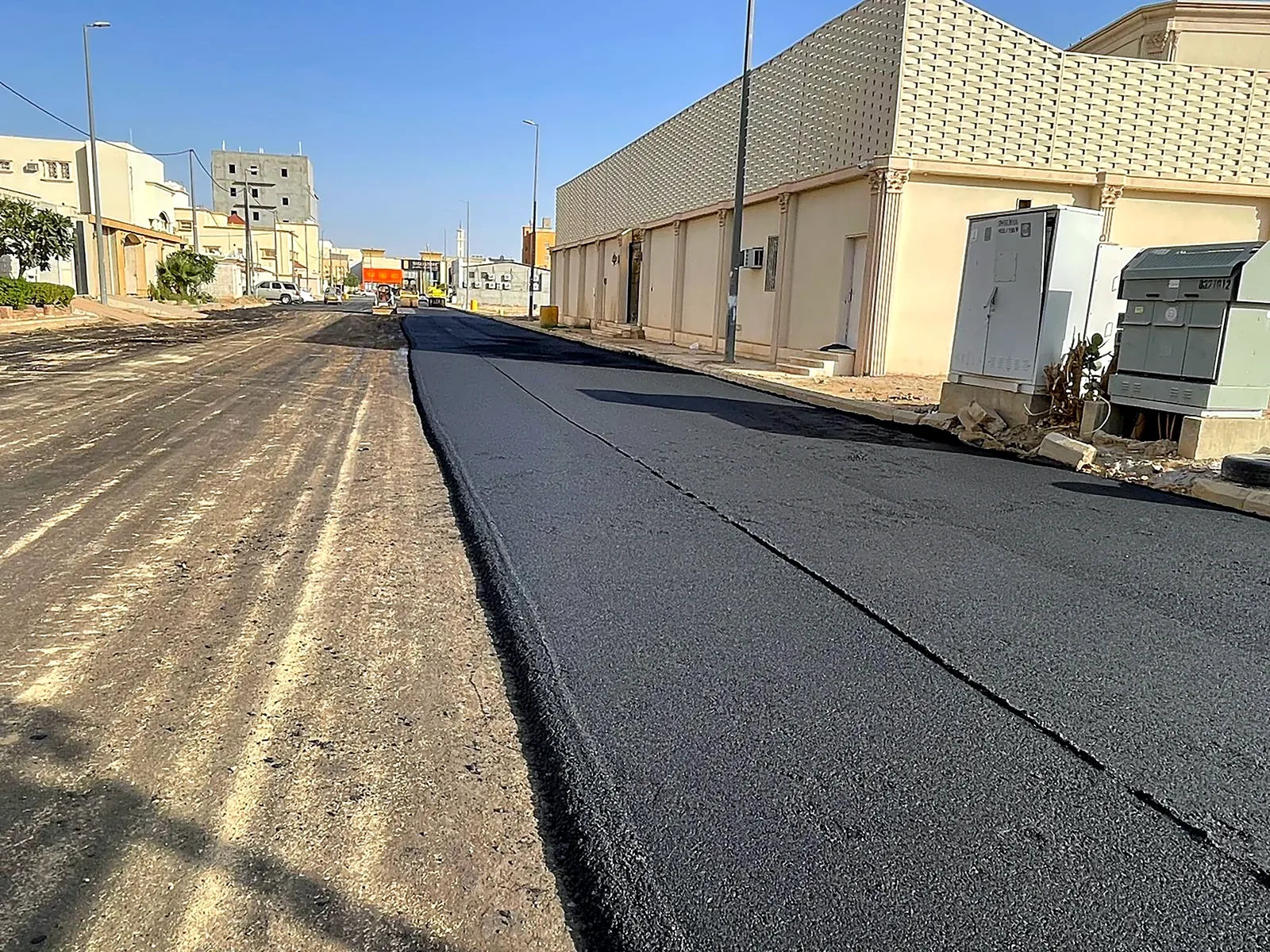 صورة من مشروع صيانة وسفلتة بلدية ظهران الجنوب