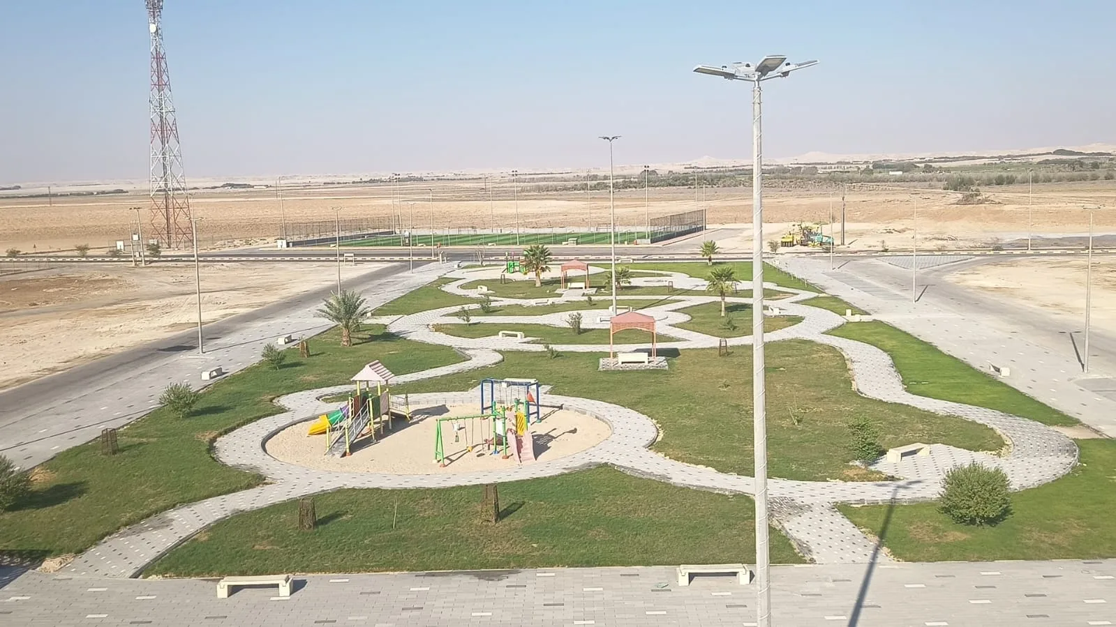 صورة من مشروع صيانة الشوارع بالصرار والهجر التابعة لها